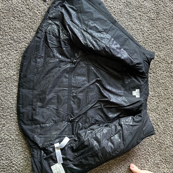 Ariat Black Insulated Jacket - Picture 6 of 7